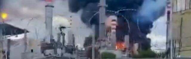 POŽAR U RAFINERIJI: Najmanje šest osoba povređeno, vatrena stihija divlja! (VIDEO)