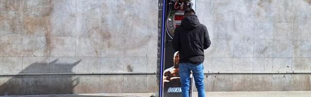 Nije šala: Vašarski aparati po Novom Sadu radi motivacije mladih da se bave sportom