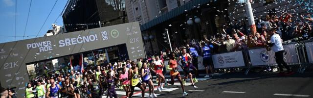 SPEKTAKL U PRESTONICI SRBIJE: Počeo 39. Beogradski maraton!