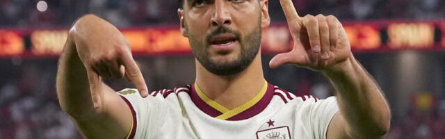 KO JE ČOVEK KOJI JE OTERAO RONALDA U PENZIJU? Dirljiva priča o ocu i sinu španskog Supermena! Nije ni trebalo da bude na Mundijalu, dvomesečnog sina nije video
