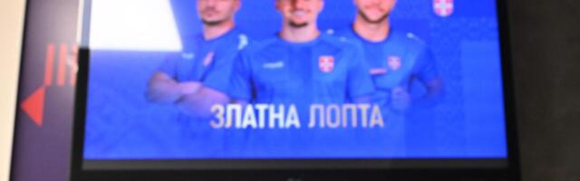 Priznanje za trajanje i posvećenost: Zlate lopte FS Srbije Luki, Strahinji i Sergeju!