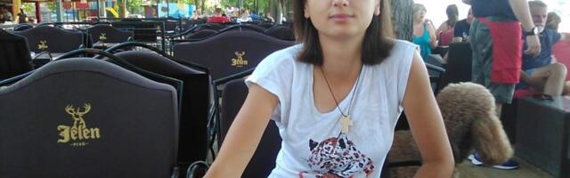 "Hrastov sanduk ne pere grehe" Evica okončala život skokom sa mosta: Porodica je napustila, a tišina je ubila