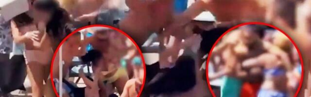(UZNEMIRUJUĆE) Devojčica (13) brutalno pretučena! Krv na sve strane, udarci nemilosrdni: Snimak zgrozio čitav svet
