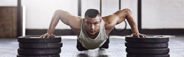 Izdržaj u skleku sa tegovima