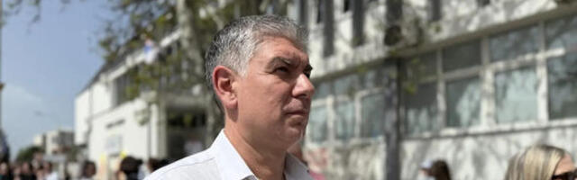 Studenti u blokadi FMN-a: Prof. dr Zdravković dobio UPOZORENJE PRED OTKAZ