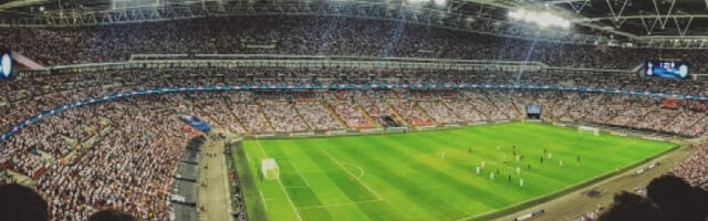 Продаја улазница за утакмицу између фудбалера Звезде и ФЦСБ почиње у понедељак