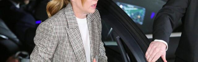 Ona 1.63 metara, a on...ĐORĐA OSTALA U ŠOKU KAD GA JE VIDELA, ZA OVO JE NIKO NIJE PRIPREMIO - njen izraz SVE GOVORI