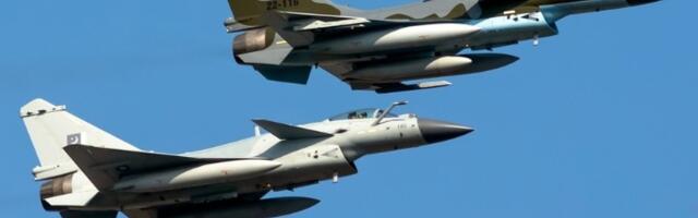 Tramp gomila vojsku na Bliskom istoku: Stigla vazdušna armada (FOTO, VIDEO)