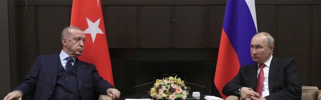 Erdogan: Sa Rusijom razmatramo više ugovora u vojnoj sferi, uključujući i podmornice