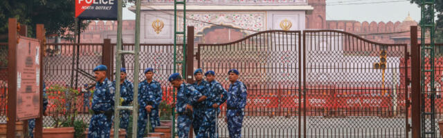 Климатске промене и загађење урушавају индијске споменике