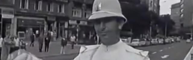 Jovana su u Beogradu svi znali kao saobraćajca koji pleše: Stigao je do Londona, upoznao kraljicu Elizabetu, a onda pao u zaborav (VIDEO)