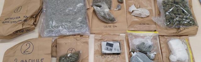 Pao ''štek'' stan sa kokainom, heroinom i marihuanom: Razbijena dilerska šema u Nišu (FOTO)