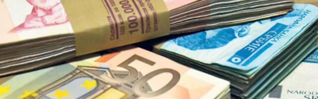 ​Средњи курс динара за евро данас 117,4098