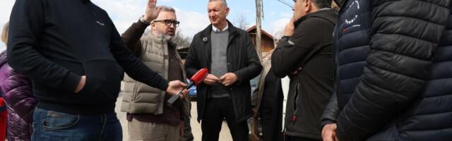 Vučićević i Informer u selu Metovnica: Radi se i gradi u Istočnoj Srbiji!