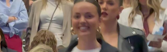 Sofija Šašić u iscepanim farmerkama na koncertu Jakova Jozinovića: Tu je i bivša supruga popularnog pevača