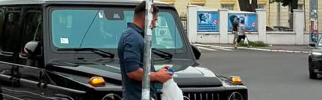 Paparaco! Duško Tošić uhvaćen po povratku iz Turske - na kratko izašao iz luks Mercedesa od 200.000 evra