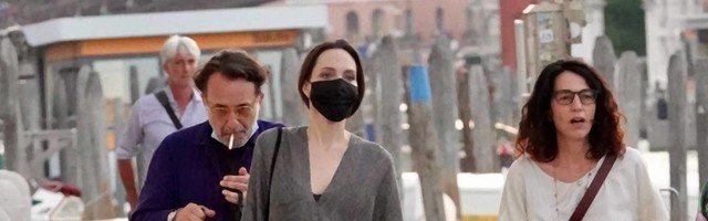 Izgleda kao sivi miš - ljudi ne mogu da se odluče šta da misle o novoj modnoj kombinaciji Anđeline Žoli