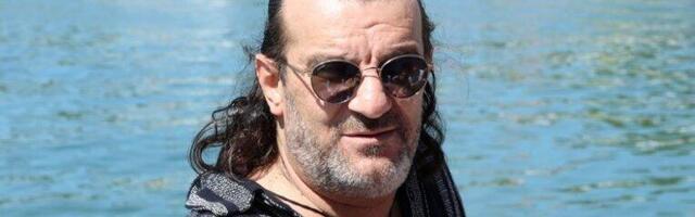 Lukas u ZANOSU sa RASNOM plavušom! Folker našao novu devojku? Dok je LJUBI, ona ne skida osmeh sa lica! (VIDEO)