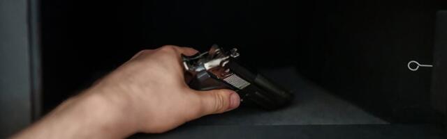 Pronađen deo oružja ukradenog iz Policijske stanice u Doljevcu: "Štek" bio u dvorištu mladića koji je izvršio samoubistvo