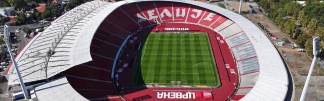 Zvezda "razbila" Partizan u večitim derbijima, ubedljivim pobedama zakazala borbu za titulu, crno-beli ispali!