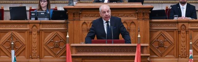 Oglasio se predsednik Mađarske o izmeni Ustava i njegovom razrešenju sa funkcije: „Presedan, ovo vodi ka samovolji“