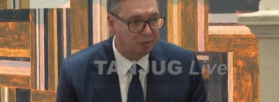 (UŽIVO) Vučić se obraća posle parade u Parizu: “Posebno sam bio srećan kada sam video i srpsku zastavu”