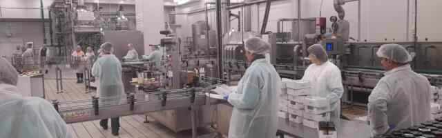 Селаковић: У 2022. години запослено 50.000 грађана, за нова места усмерено 6,85 милијарди динара