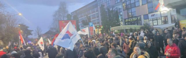 VELIKI SKUP U ŠIDU Pokazaćemo blokaderima da ih se ne plašimo, ne damo Srbiju