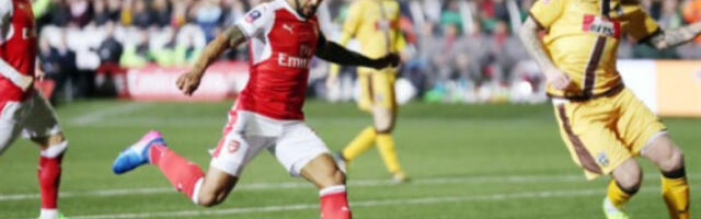 Фудбалери Арсенала пласирали се у четвртфинале ФА купа