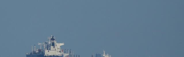 Ublažavanje sankcija na iransku naftu: Iznuđen potez Vašingtona ili predah za globalnu ekonomiju?