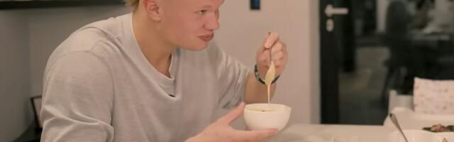 Ovako se hrani zver! Erling Haland unosi 6.000 kalorija na dan, na stolu srce, jetra, losos i sve jede rukama