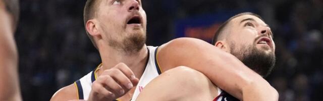 Jokić eksplodirao! Urlao na saigrače i trenera, haos na tajm-autu Denvera! (VIDEO)