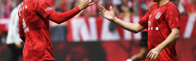 Jedan od legendarnih fudbalera u fajlovima Džefrija Epstajna!