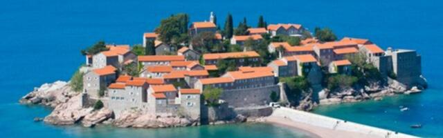 NOĆENJE NAJMANJE OKO 2.000 EVRA! Čuveno crnogorsko letovalište se OTVARA, ali... REGION ZANEMEO ZBOG PAPRENIH CENA