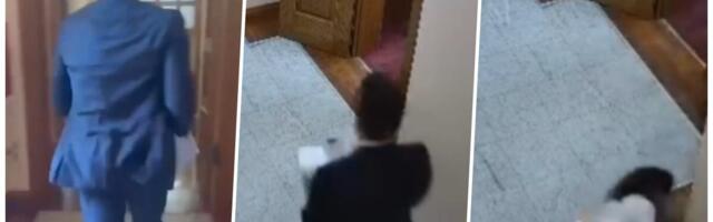 MONTI PAJTON U ALBANSKOM PARLAMENTU! Opozicija krade poverljivi dokument sporazuma s Amerikom - DA LI JE REALNO DA JE OVA ZEMLJA FAVORIT ZA ULAZAK U EU?! VIDEO