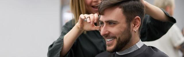 ŠOKIRAN cenom šišanja, platio je 17 EVRA za let u MAROKO  i prošao JEFTINIJE (VIDEO)