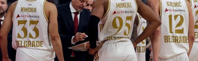 Sanjaće poslednji napad košarkaši Zvezde – lopta triput nije htela u koš (VIDEO)