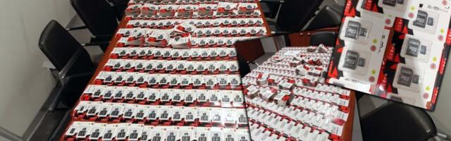 Šok prizor na aerodromu: Carinici pronašli neobičnu robu u prtljagu