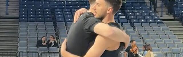 Sjajna scena u Areni: Igrač Partizana i Dubaija u zagrljaju pred meč