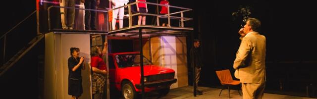 Predstava  Uspomene na Crvenu zastavu  u Teatru