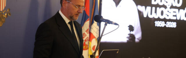 "DULE, HVALA NA PRIJATELJSTVU!" Ostoja Mijailović emotivno na komemoraciji Vujoševiću! (VIDEO)