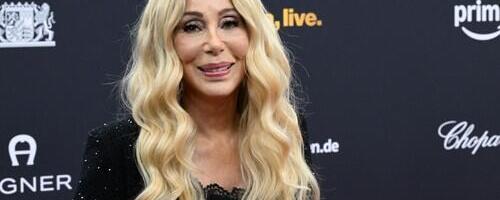 Šer odbijen zahtev za starateljstvo nad sinom (49): Tvrdi da troši ogroman novac na drogu, skupe hotele i prevoz limuzinom