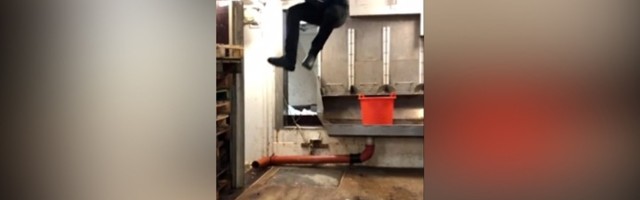 Na brodu ne važe zakoni gravitacije: Ovo je dokaz (VIDEO)