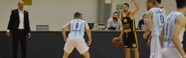 Sparsi propustili prvu šansu, uraganska poslednja četvrtina Splita
