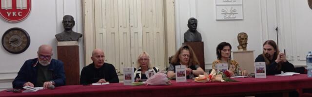 Most ljubavi, rastanka i povratka: Danica Dana Dodić predstavila zbirku pesama “Kada odeš”
