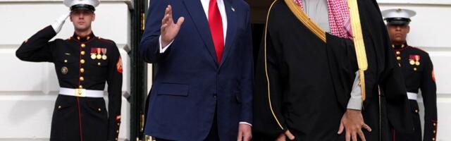 Tramp svečano dočekao Mohameda bin Salmana u Beloj kući: Uz saudijskog prestolonaslednika stiže i Kristijano Ronaldo