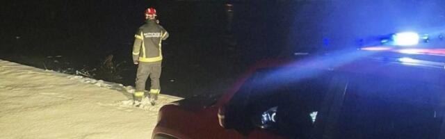 TROJE LJUDI NESTALO U SNEGU ZLOTU! Vatrogasci na terenu!