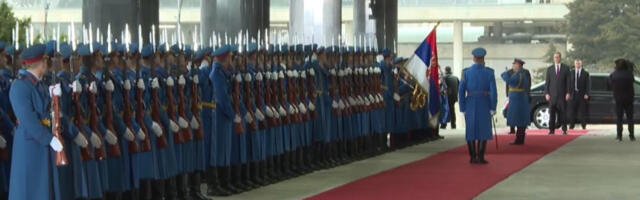 UŽIVO Svečano ispred Palate Srbija: Predsednik Vučić dočekao predsednika Azerbejdžana Ilhama Alijeva