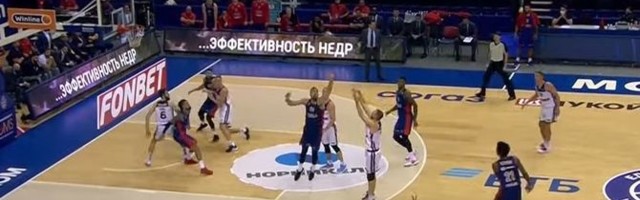 CSKA ušao u 4/4 sa +22 i izgubio: Boris Savović dominirao, presudila trojka u poslednjoj sekundi