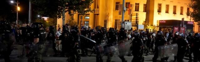 Policajka pretukla studentkinju, advokat poručio - "Mogli bi da je prepoznaju, insistiraću da se otkrije njen identitet"